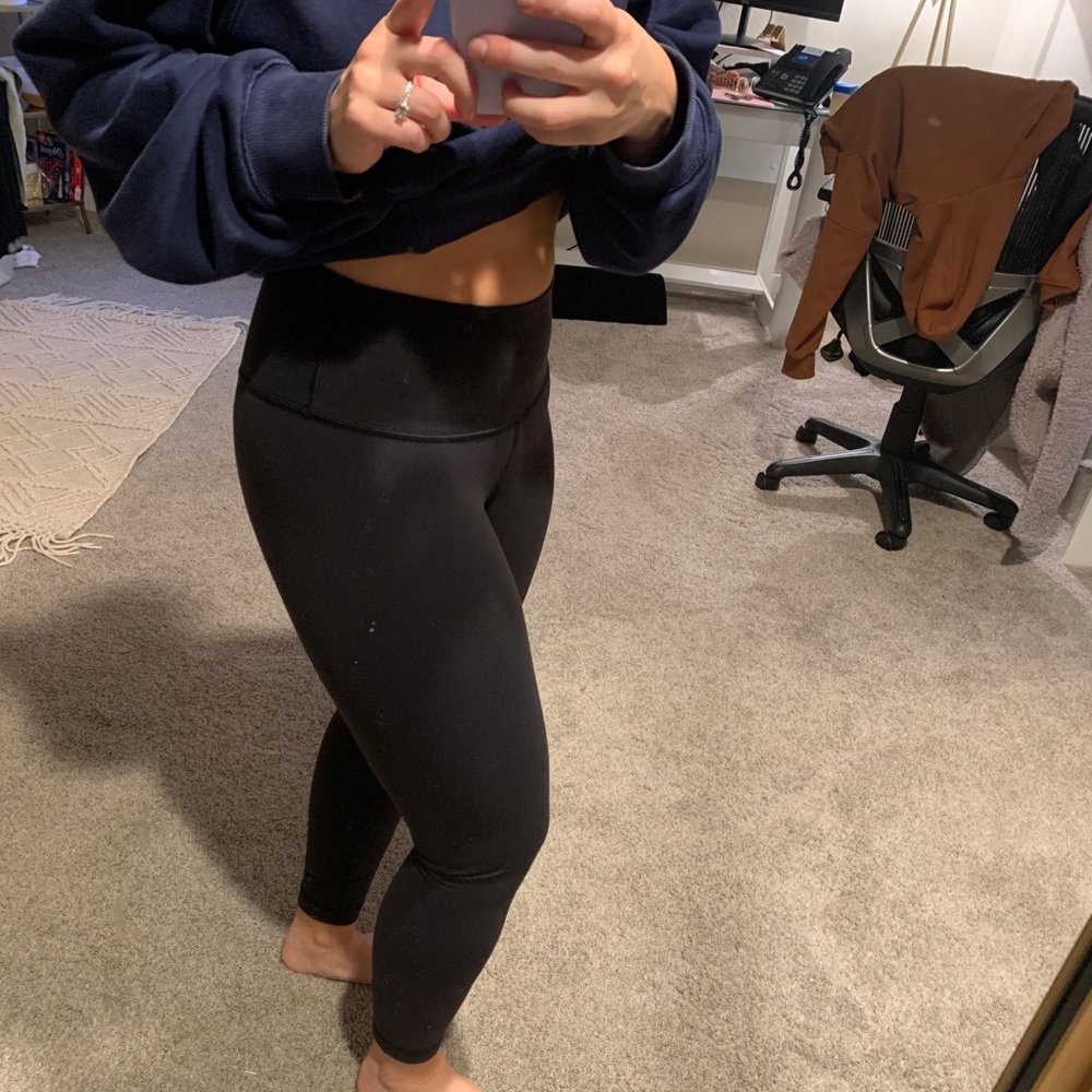 Black Lululemon leggings